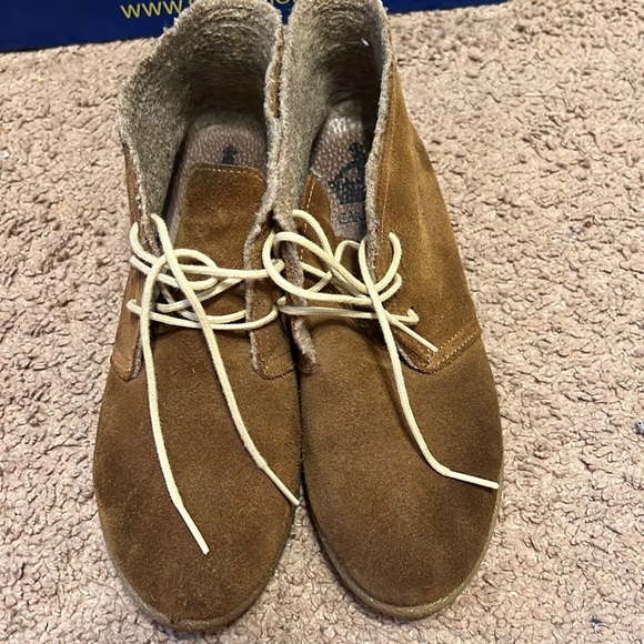 Crown Vintage Shoes - Crown Vintage Farrah Fleece